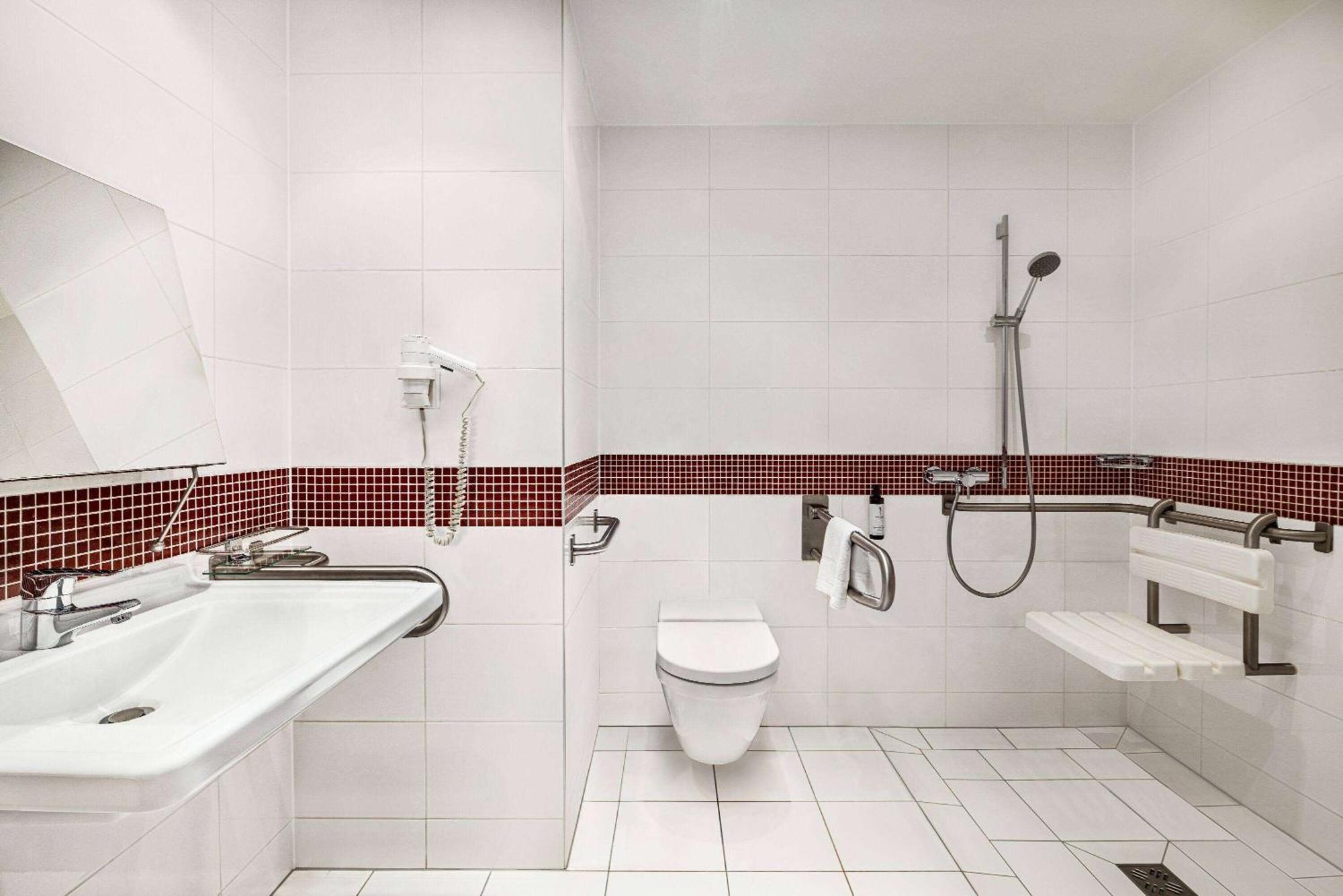 Accessible Room,1535746636:JPEG