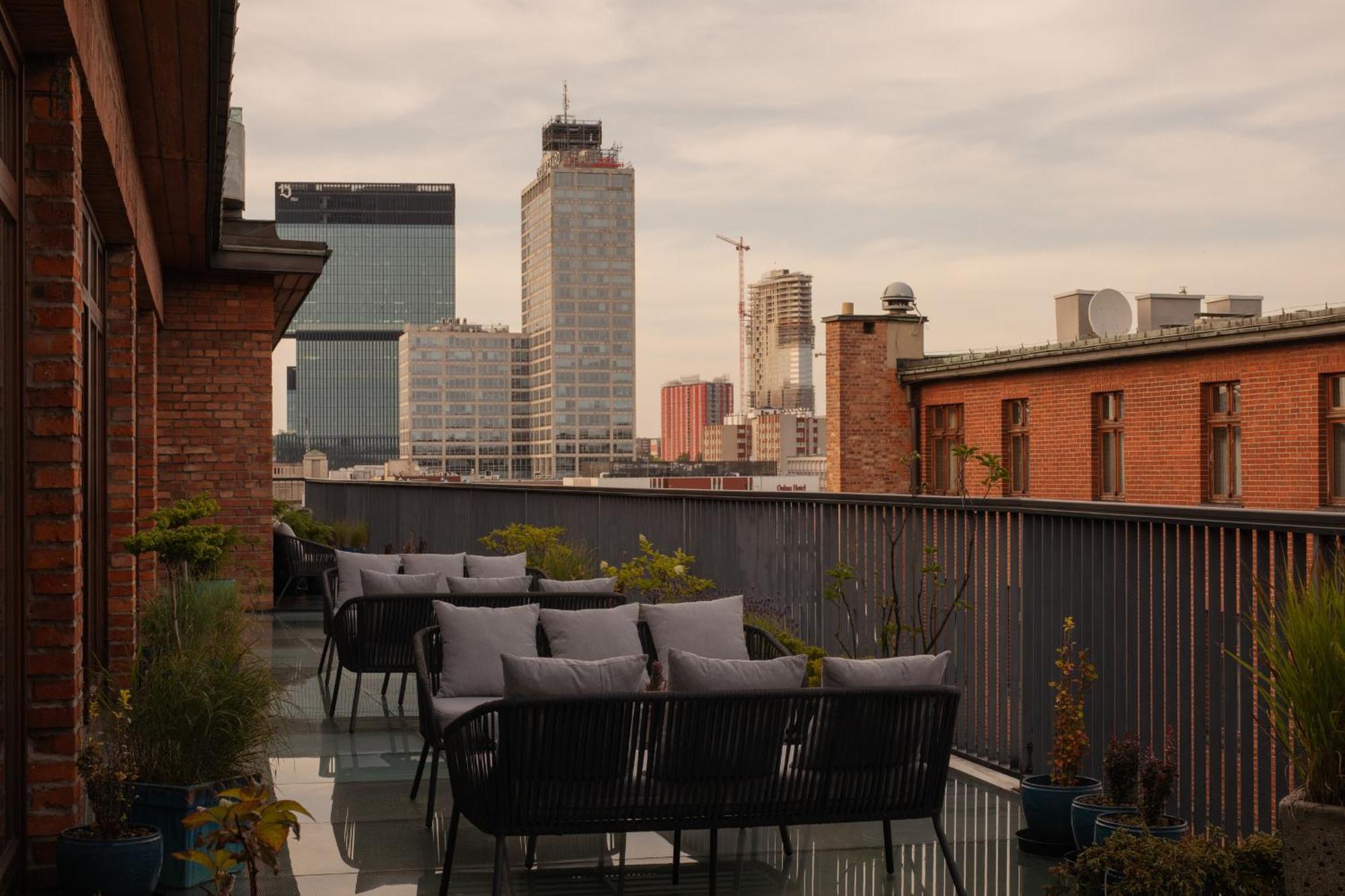 Single Room Terrace