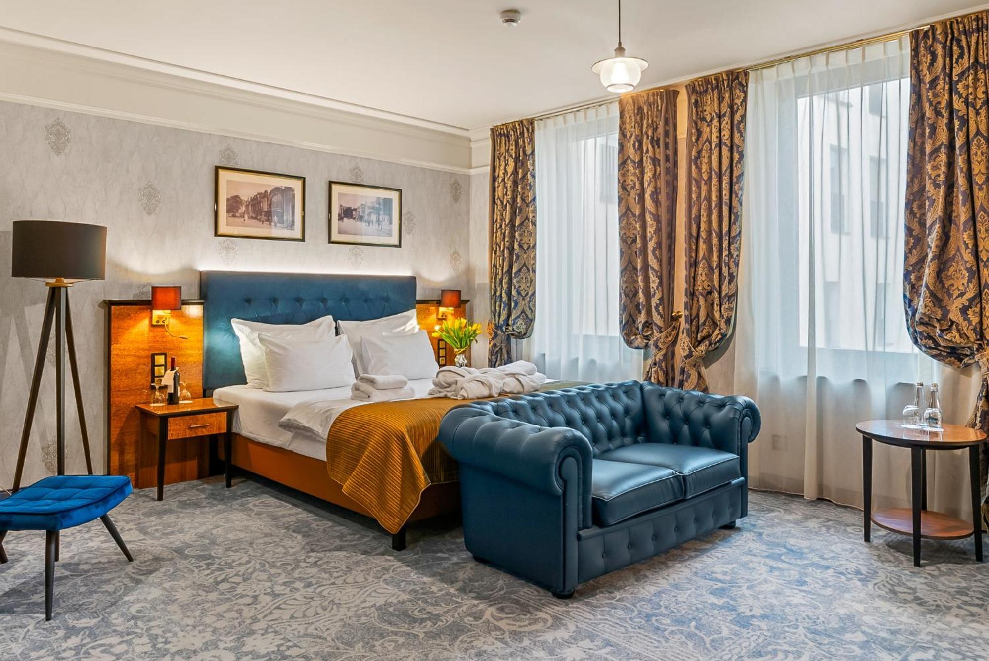 Deluxe Classic Double or Twin Room,1658748016:JPEG