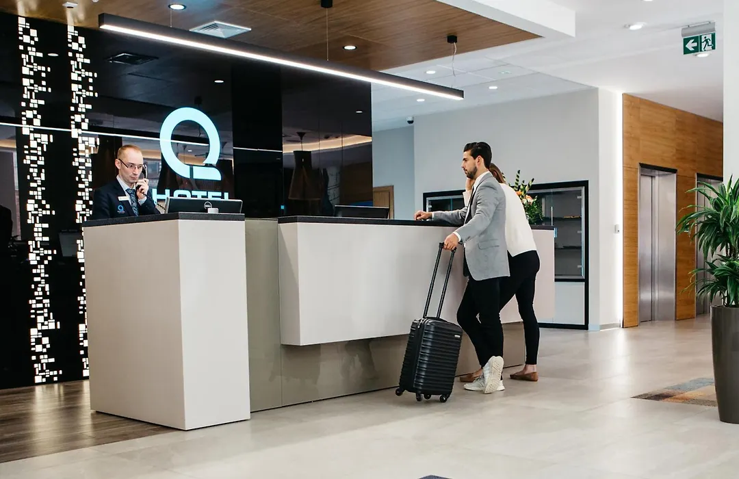 Q Hotel Plus Katowice-1